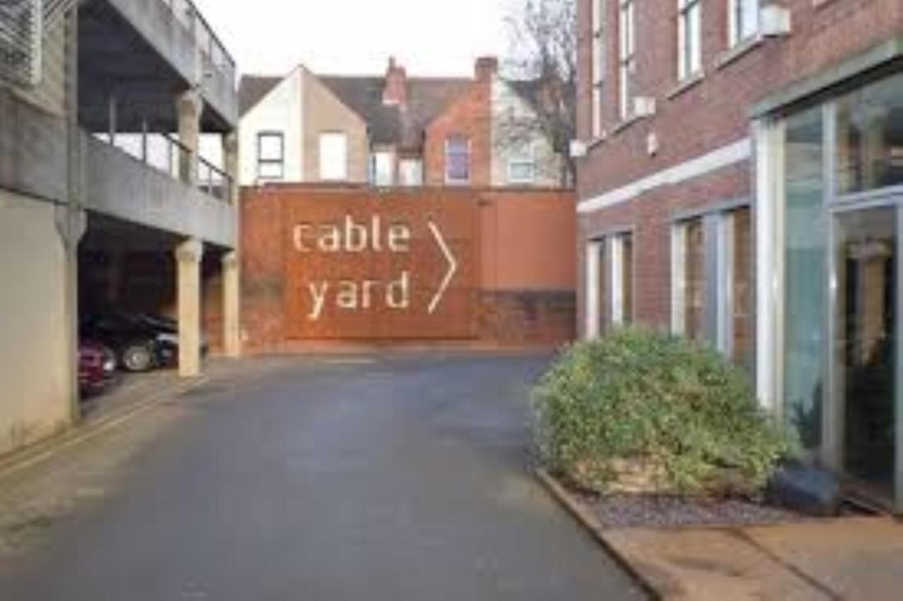 Ecohome On The Canal In A Historic Site Near City Coventry Exterior foto